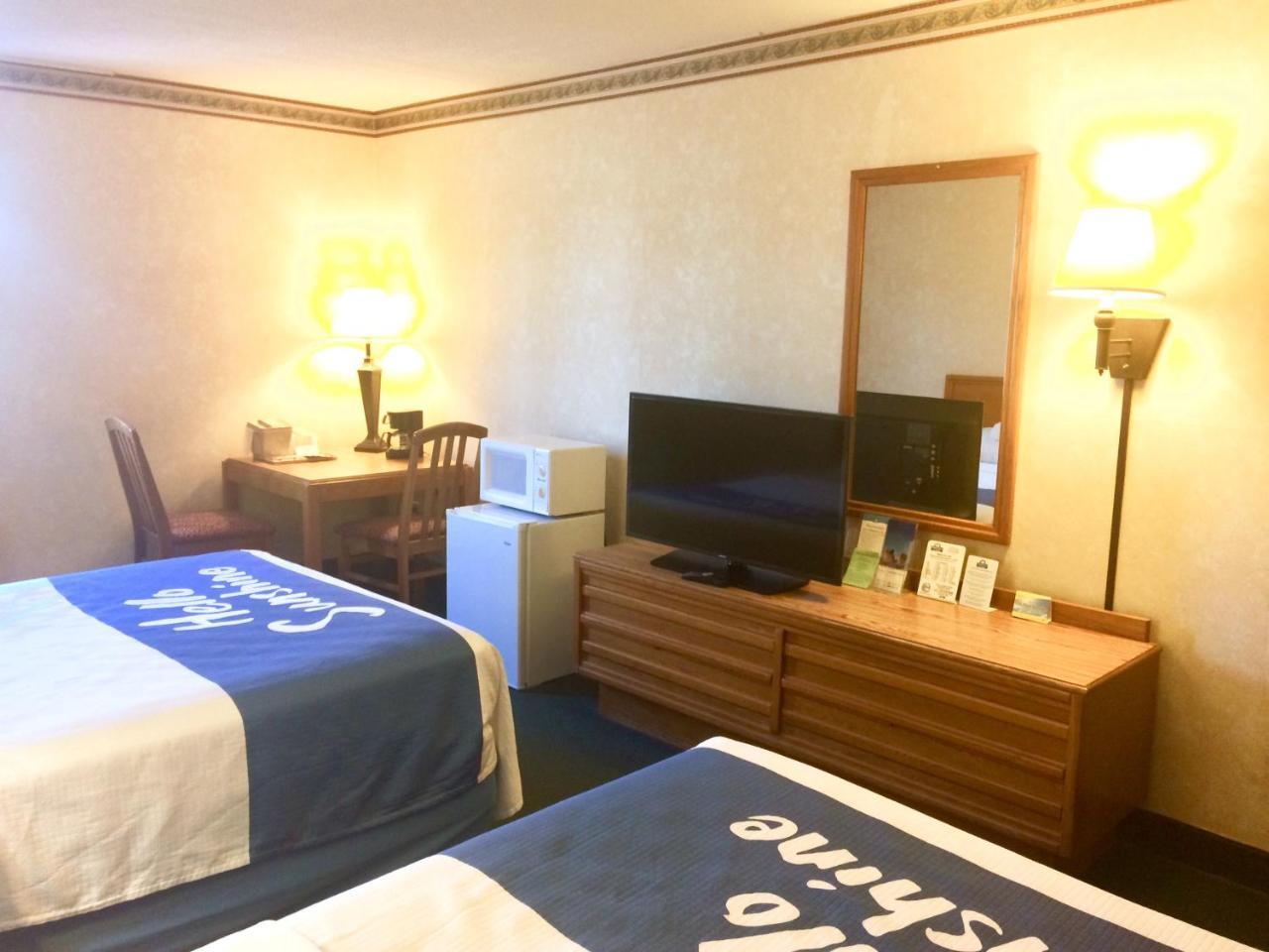 American Inn & Suites 던디 외부 사진